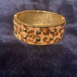 Fashion Jewelry Bracelet gold tone/leopard print velvet